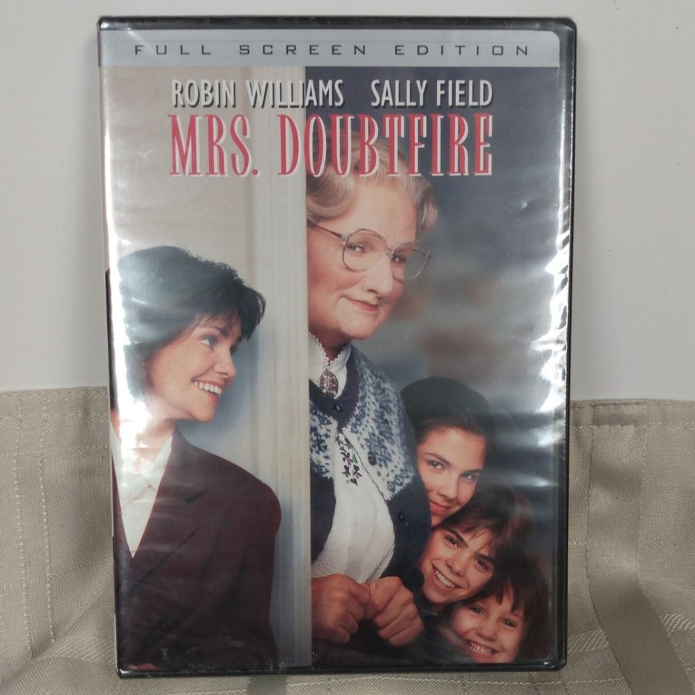 MRS. DOUBTFIRE, staring Robin Williams and Sally Field, 1993 dvd, NEW